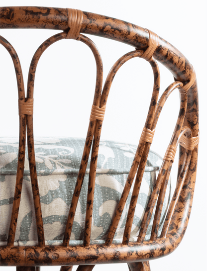 The Peacock Barstool - Tiger Stain